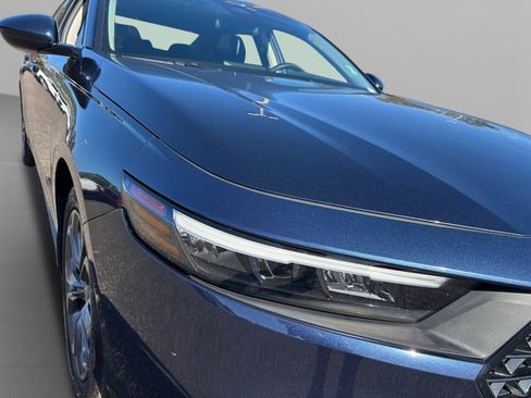 Certified 2023 Honda Accord EX image 29
