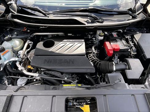 Used 2024 Nissan Rogue SV FWD image 30