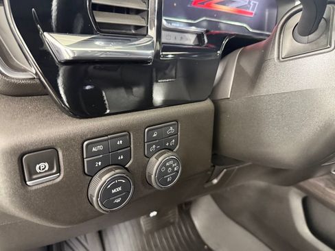 Used 2025 Chevrolet Silverado 2500 LTZ w/ LTZ Plus Package AWD/4WD image 22
