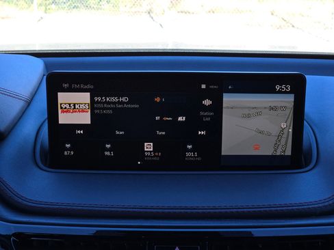 Used 2023 Acura MDX Type S image 16