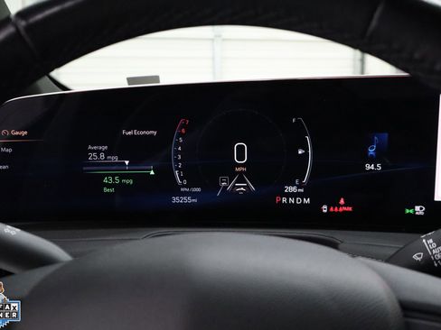Used 2025 Cadillac XT4 Premium Luxury FWD image 18