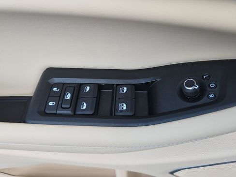 New 2026 Jeep Grand Cherokee Limited image 29