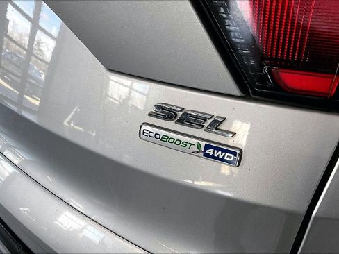 Used 2018 Ford Escape SEL AWD/4WD image 24