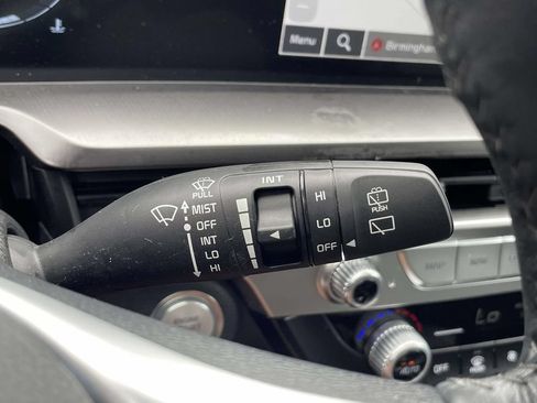 Used 2025 Kia Telluride S FWD image 32