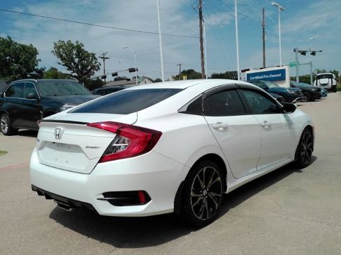 Used 2021 Honda Civic Sport image 6