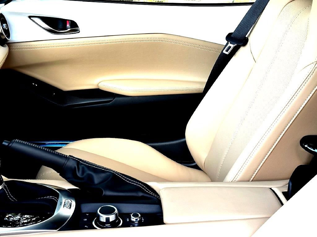 New 2026 MAZDA MX-5 Miata Grand Touring RWD image 25