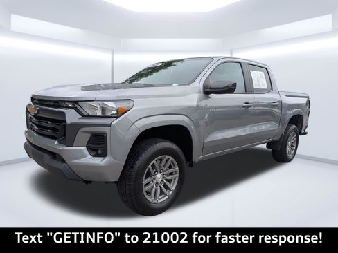 Used 2023 Chevrolet Colorado LT w/ LT Convenience Package image 8