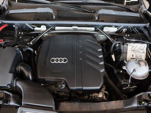 Used 2023 Audi Q5 2.0T Premium Plus w/ Premium Plus Package AWD/4WD image 4