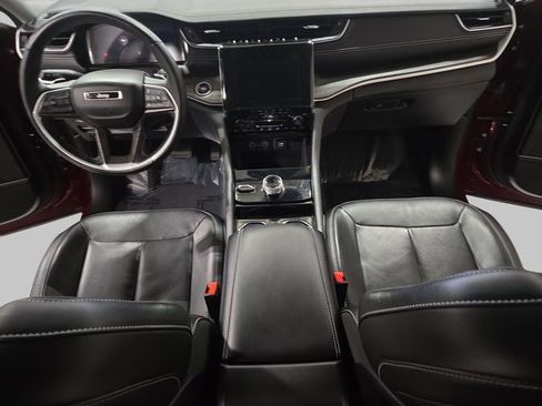 Used 2022 Jeep Grand Cherokee L Limited image 9