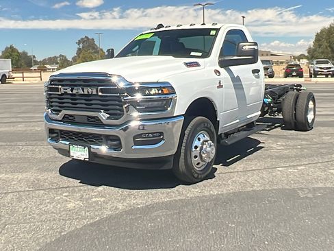 New 2026 RAM 3500 Tradesman w/ Chrome Appearance Group image 7