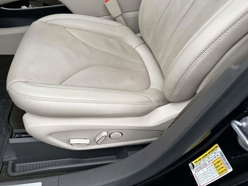 Used 2019 Lincoln Nautilus Reserve AWD/4WD image 22