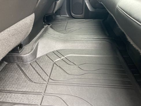 Certified 2021 Chevrolet Silverado 1500 RST w/ Convenience Package II image 20