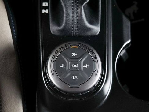 Used 2023 Ford Bronco Wildtrak AWD/4WD image 18