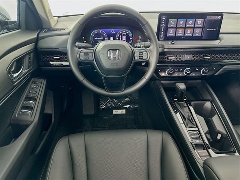Used 2025 Honda Accord EX-L image 35