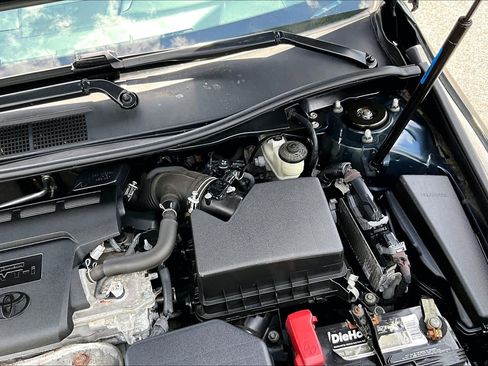Used 2017 Toyota Camry SE FWD image 32