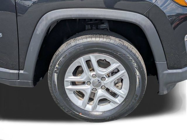 Used 2021 Jeep Compass Sport AWD/4WD image 11