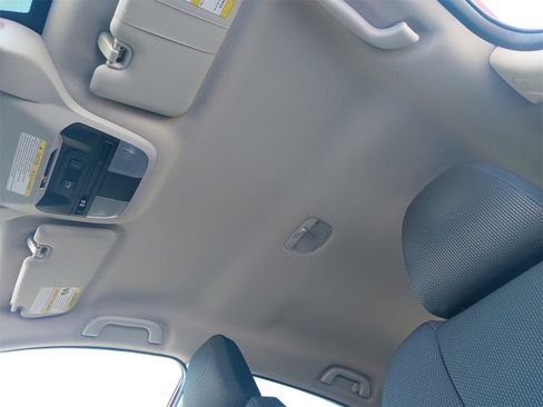 Used 2023 Subaru Crosstrek 2.0i image 28