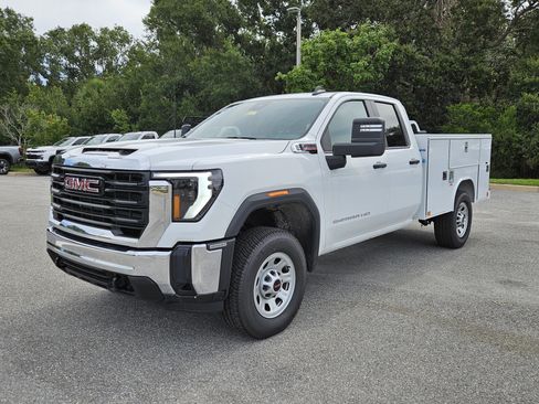New 2024 GMC Sierra 3500 Pro w/ Convenience Package image 3