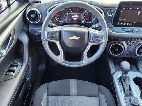 Used 2023 Chevrolet Blazer LT w/ Convenience Package image 6