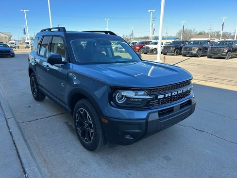 New 2025 Ford Bronco Sport Outer Banks w/ Outer Banks Tech Package+ image 2