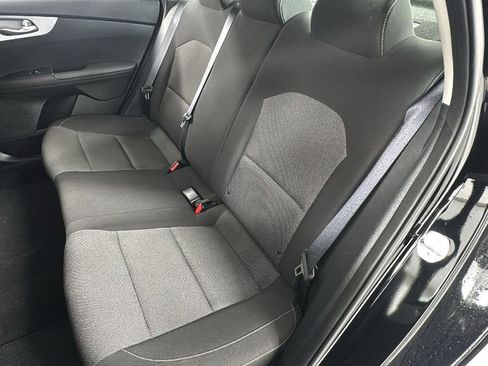 Used 2024 Kia Forte LXS w/ LXS Technology Package image 12