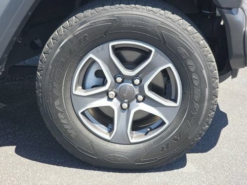 Used 2019 Jeep Wrangler Unlimited Sport S AWD/4WD image 25