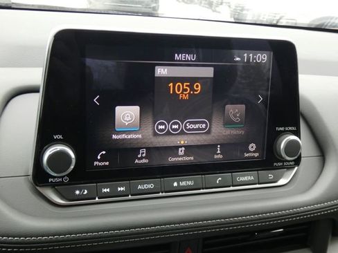 New 2026 Nissan Rogue SV AWD/4WD image 15