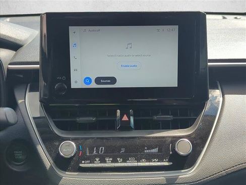 Used 2026 Toyota Corolla Cross LE FWD image 19