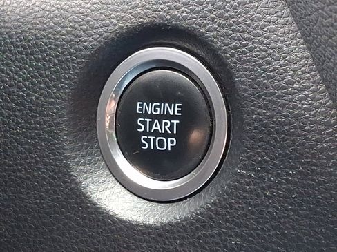 Used 2020 Toyota Corolla SE FWD image 23