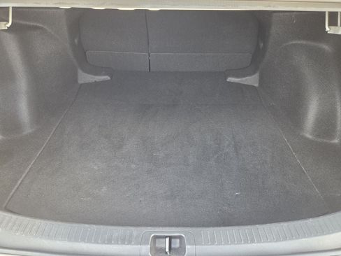 Used 2025 Toyota Corolla LE FWD image 28