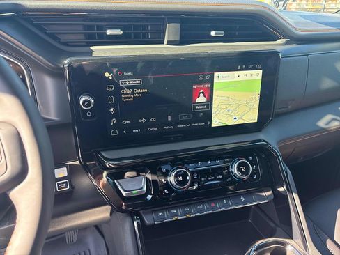 New 2026 GMC Sierra 1500 AT4 w/ AT4 Premium Package image 17