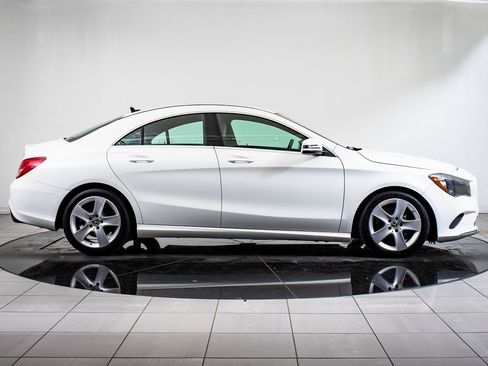 Used 2019 Mercedes-Benz CLA 250 4MATIC image 6
