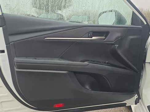 Used 2025 Toyota Camry LE image 26