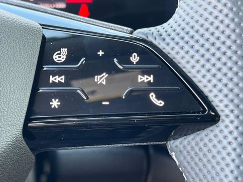 New 2025 Audi SQ5 Premium Plus image 19