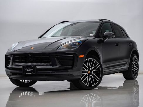 Certified 2026 Porsche Macan AWD/4WD image 1