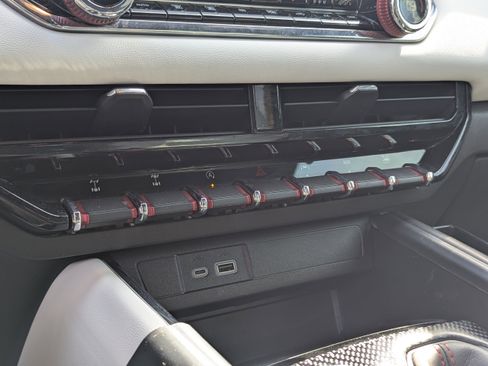 Used 2023 GMC Canyon AT4X image 25