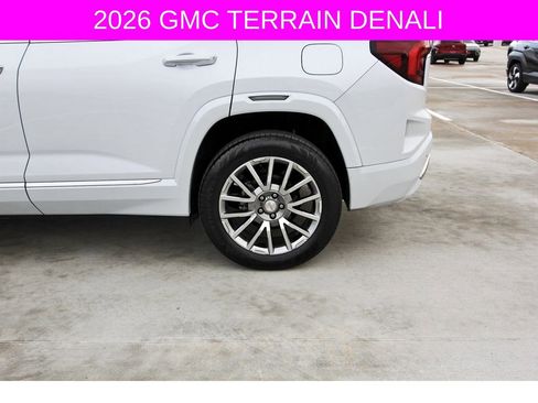 Used 2026 GMC Terrain Denali image 28