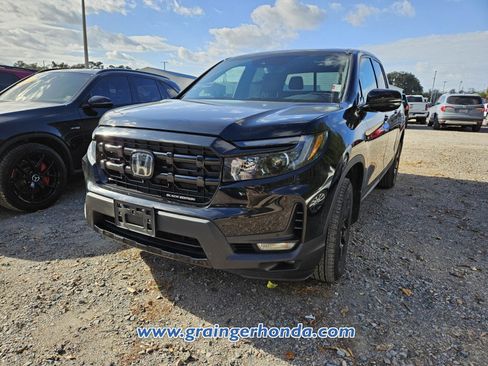 Used 2024 Honda Ridgeline Black Edition image 2