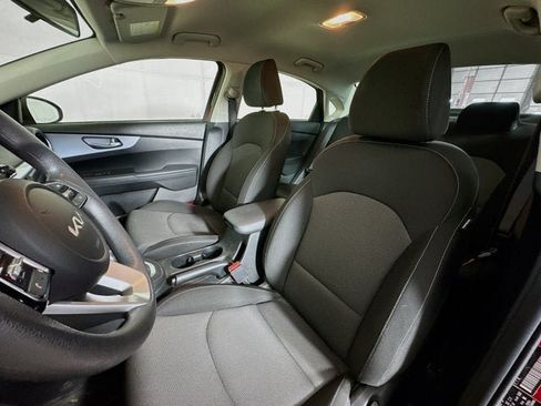 Used 2023 Kia Forte LXS FWD image 19