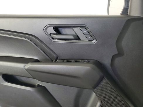 Used 2025 Chevrolet Colorado W/T image 28