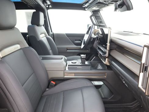 Used 2025 GMC Hummer EV 3X image 22