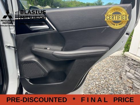 Used 2024 Mitsubishi Outlander 4WD Plug-In Hybrid image 54