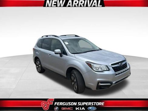 Used 2017 Subaru Forester 2.5i Premium w/ All-Weather Package AWD/4WD image 1