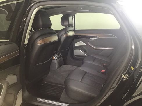 Used 2019 Audi A8 L 3.0T w/ Luxury Package image 19
