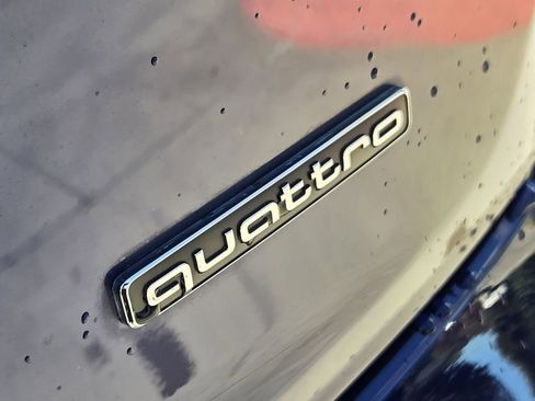 Certified 2022 Audi Q5 2.0T Premium w/ Convenience Package image 12