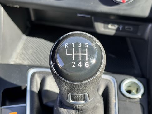 Used 2021 Volkswagen Jetta R-Line image 22