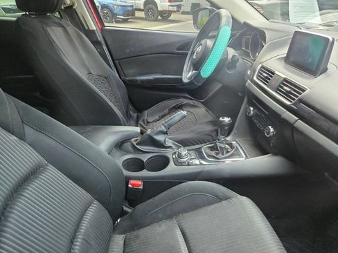 Used 2016 MAZDA MAZDA3 i Touring w/ Popular Equipment Package FWD image 3