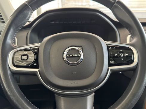 Used 2021 Volvo XC90 T5 Momentum AWD/4WD image 30