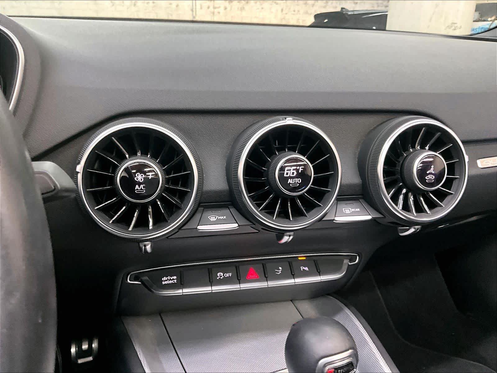 Used 2017 Audi TT 2.0T AWD/4WD image 32