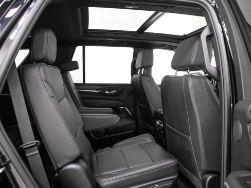 Used 2024 GMC Yukon Denali w/ Max Trailering Package AWD/4WD image 14